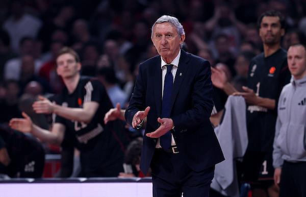 Кари о Мекинтајеру: 40 минута на терену!