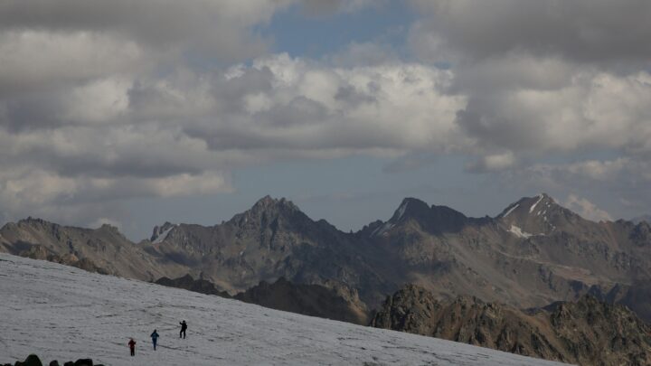 Five Bosnian Climbers Die in Storm on Mount Elbrus