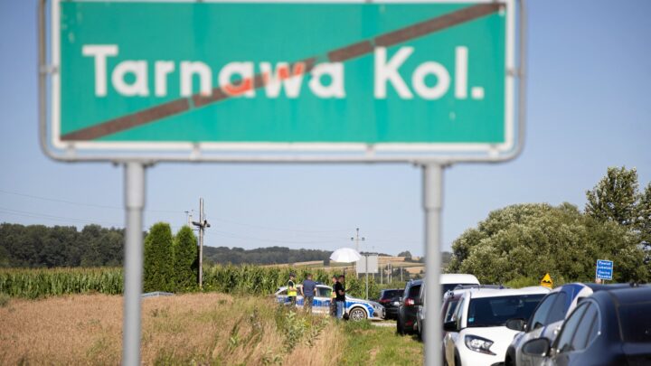 Ukrainian Officials Report Russian Missile Breach into Poland’s Airspace