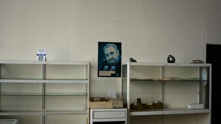 Cuba Approves Private Investment in Pharmacies and Gas Stations