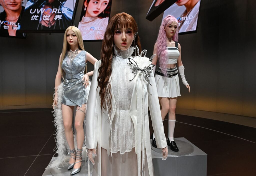 US Bans Import of New Chinese Humanoid Robots to Protect AI Development