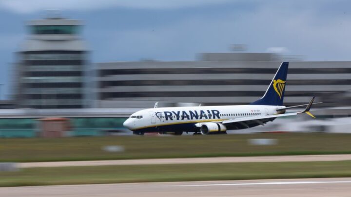 Ryanair Signs Five-Year Google Cloud Deal to Expand AI in Airline Operations