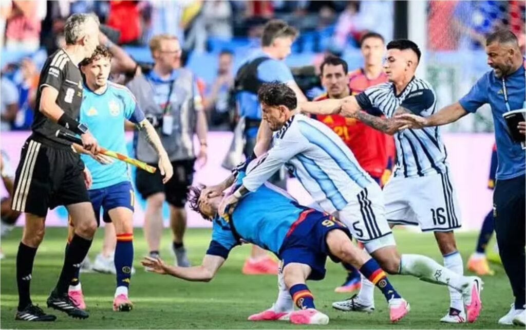 FIFA Fines Argentina Over Falklands Banner and Suspends Players After World Cup Final