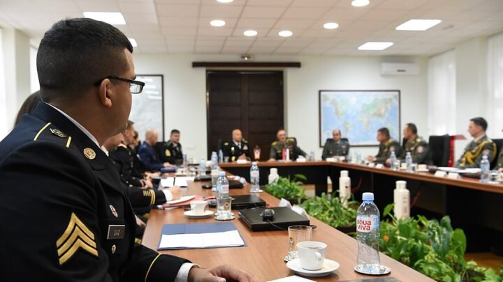 САД прете Србији санкцијама: Предлог закона у Конгресу критикује Вучића