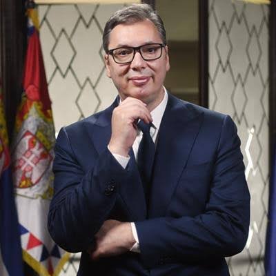 Вучић поднео оставку на место председника Србије и помиловао Милу Пајић