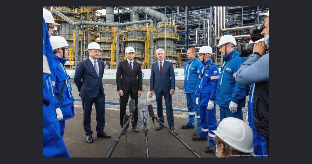 Собјанин: нафтна рафинерија у Москви оштећена, нема жртава