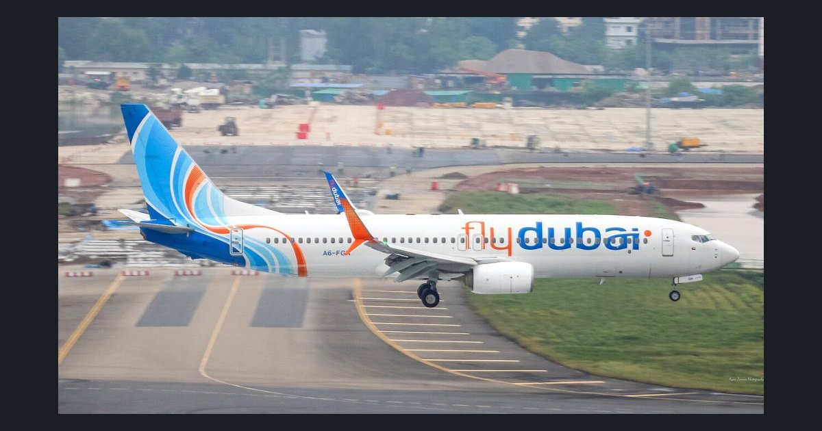 FlyDubai co-pilot