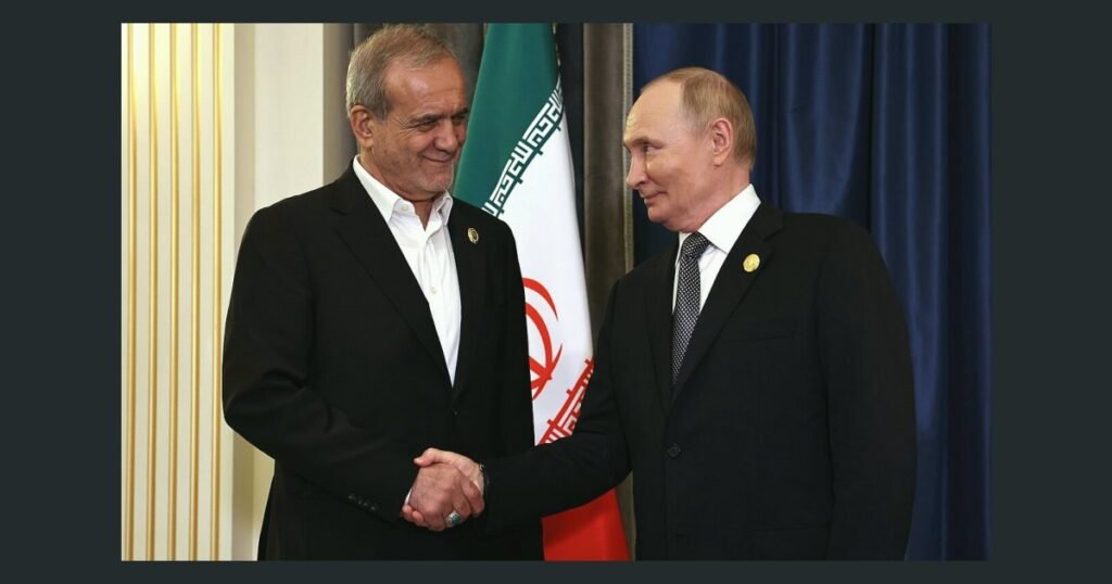 Pezeshkian, Putin Hold Talks in Turkmenistan